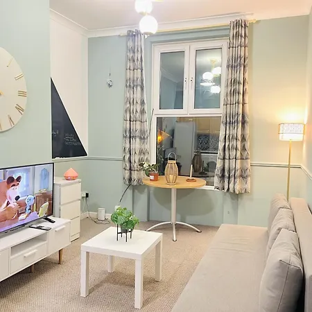 K Center Apartment *